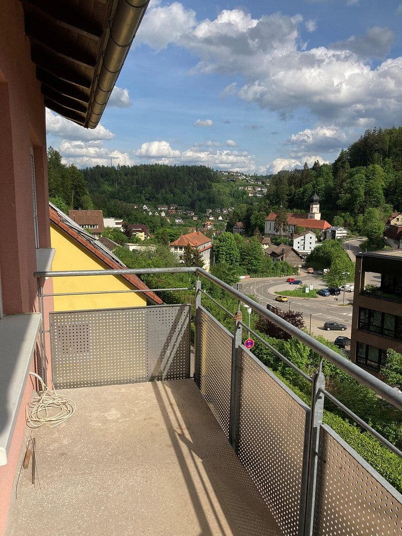 Prodej bytu 3+1 78 m², Triberg im Schwarzwald, Bádensko-Württembersko Prodej bytu 3+1 78 m², Triberg im Schwarzwald, Bádensko-Württembersko