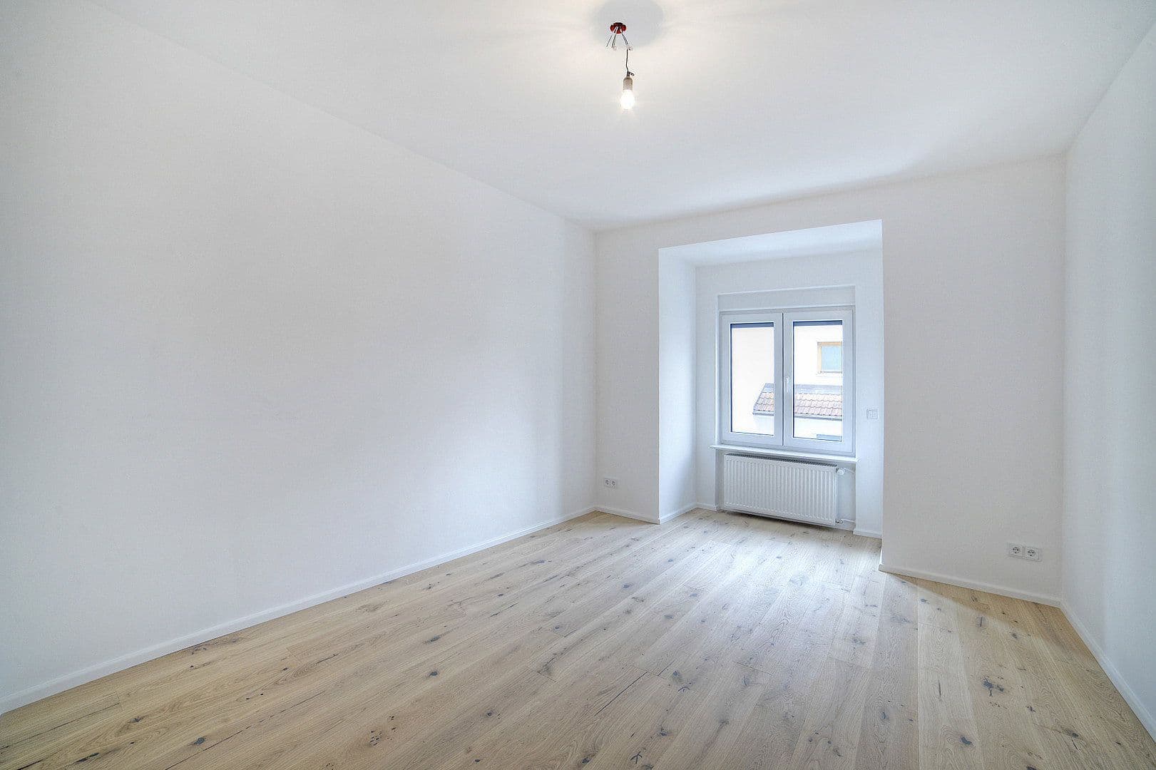 Pronájem bytu 4+1 173 m², Pucher Str. 8, Fürstenfeldbruck, Bavorsko Pronájem bytu 4+1 173 m², Pucher Str. 8, Fürstenfeldbruck, Bavorsko