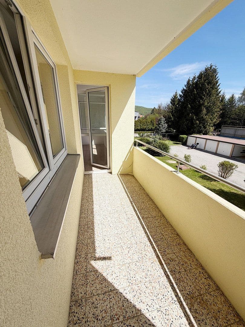 Pronájem bytu 4+1 89 m², Kötztinger Straße 11, Furth im Wald, Bavorsko Pronájem bytu 4+1 89 m², Kötztinger Straße 11, Furth im Wald, Bavorsko
