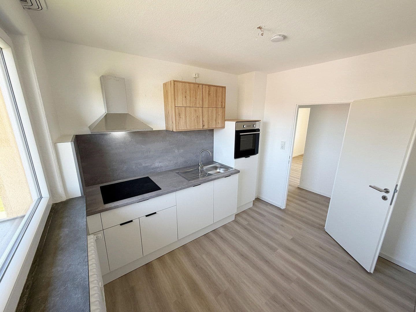 Pronájem bytu 4+1 89 m², Kötztinger Straße 11, Furth im Wald, Bavorsko Pronájem bytu 4+1 89 m², Kötztinger Straße 11, Furth im Wald, Bavorsko
