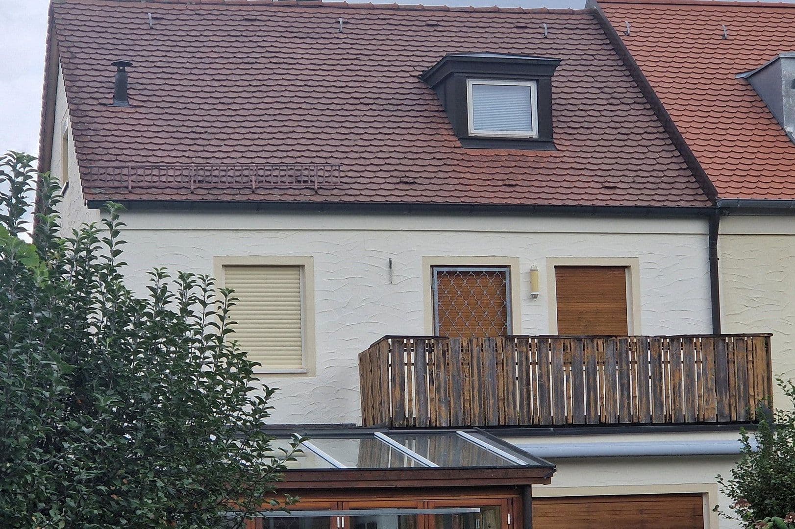 Prodej domu 146 m², pozemek 439 m², Valznerweiherstraße 36, Nürnberg, Bavorsko Prodej domu 146 m², pozemek 439 m², Valznerweiherstraße 36, Nürnberg, Bavorsko