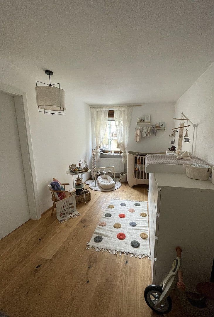 Prodej bytu 4+1 102 m², Ludwigsburg, Bádensko-Württembersko Prodej bytu 4+1 102 m², Ludwigsburg, Bádensko-Württembersko