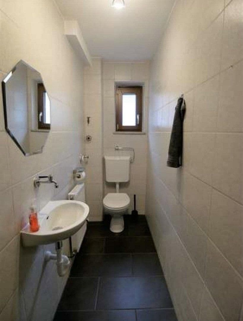 Prodej bytu 4+1 102 m², Ludwigsburg, Bádensko-Württembersko Prodej bytu 4+1 102 m², Ludwigsburg, Bádensko-Württembersko