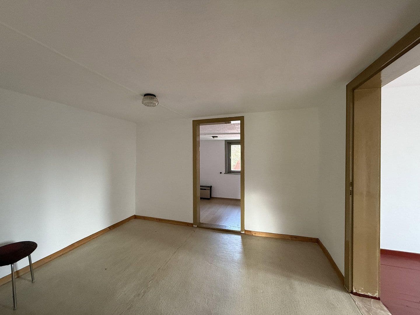 Prodej domu 200 m², pozemek 1.542 m², Einbeck, Dolní Sasko Prodej domu 200 m², pozemek 1.542 m², Einbeck, Dolní Sasko