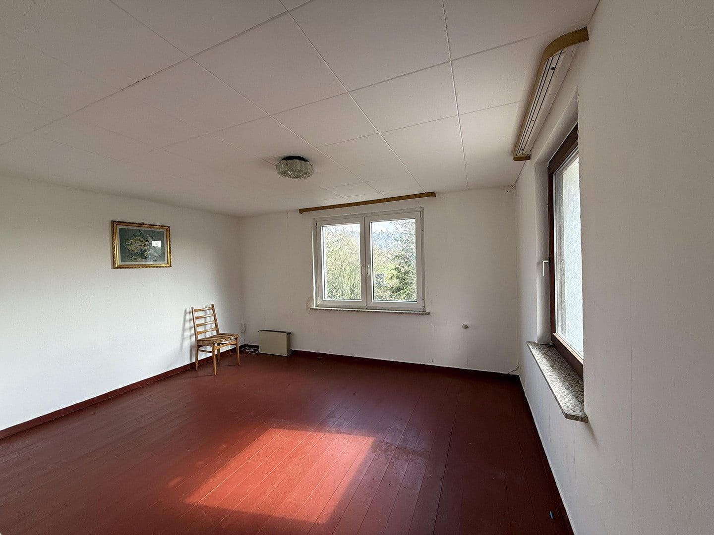 Prodej domu 200 m², pozemek 1.542 m², Einbeck, Dolní Sasko Prodej domu 200 m², pozemek 1.542 m², Einbeck, Dolní Sasko