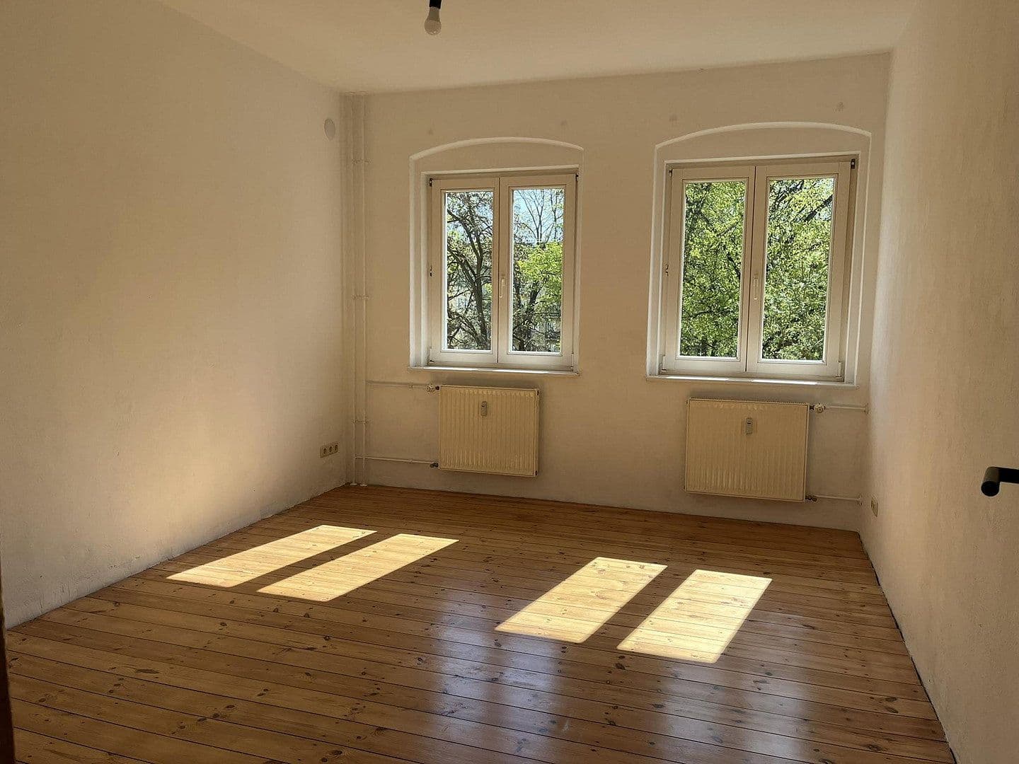 Prodej bytu 2+1 44 m², Sültstraße 50, Berlin, Berlín Prodej bytu 2+1 44 m², Sültstraße 50, Berlin, Berlín