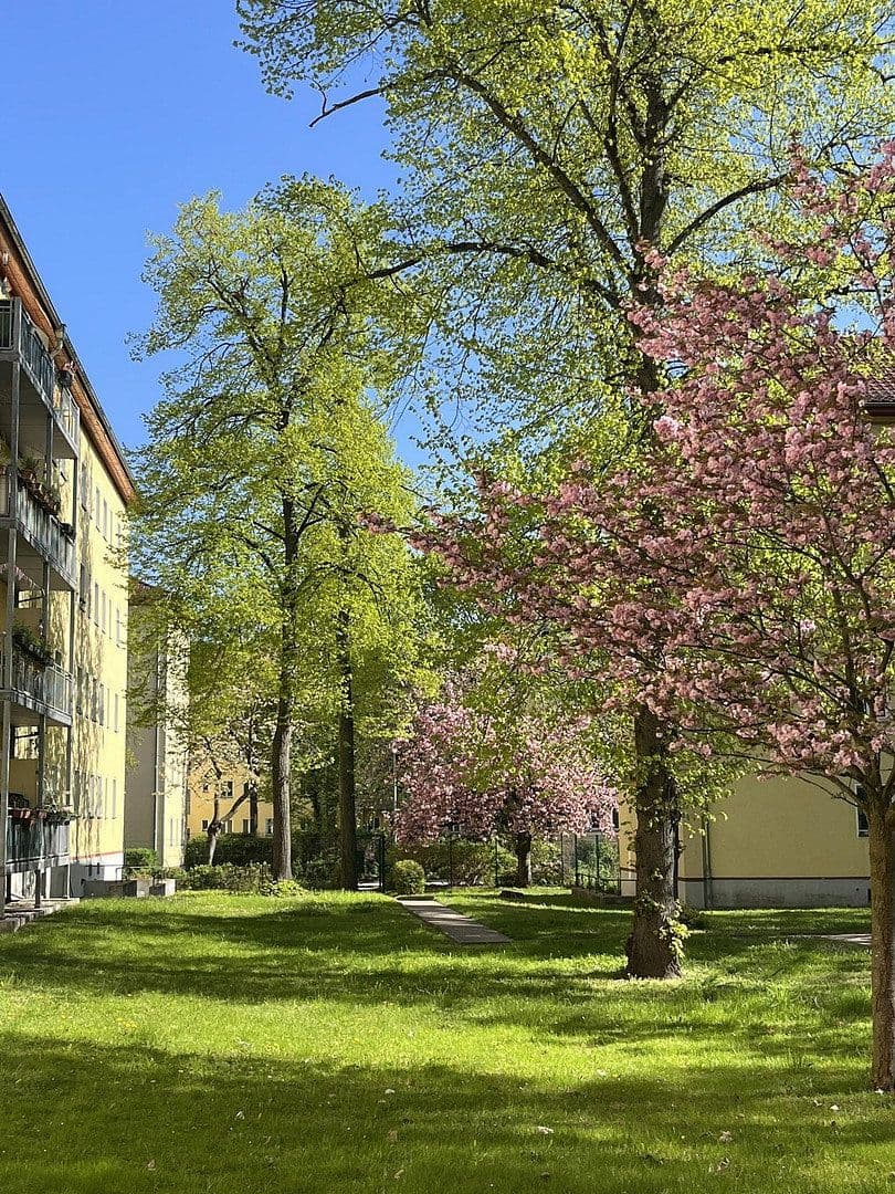 Prodej bytu 2+1 44 m², Sültstraße 50, Berlin, Berlín Prodej bytu 2+1 44 m², Sültstraße 50, Berlin, Berlín