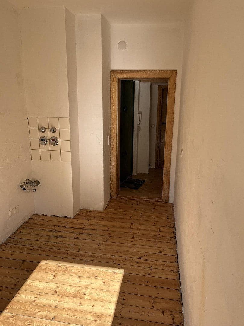 Prodej bytu 2+1 44 m², Sültstraße 50, Berlin, Berlín Prodej bytu 2+1 44 m², Sültstraße 50, Berlin, Berlín