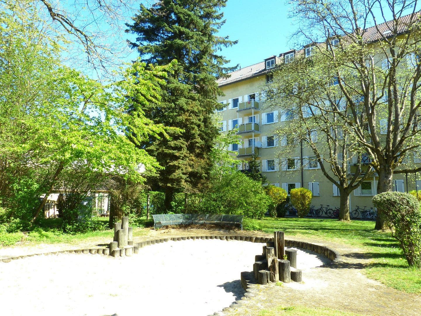 Prodej bytu 3+kk 89 m², Holsteiner Str., 81377 München, Bavorsko Prodej bytu 3+kk 89 m², Holsteiner Str., 81377 München, Bavorsko