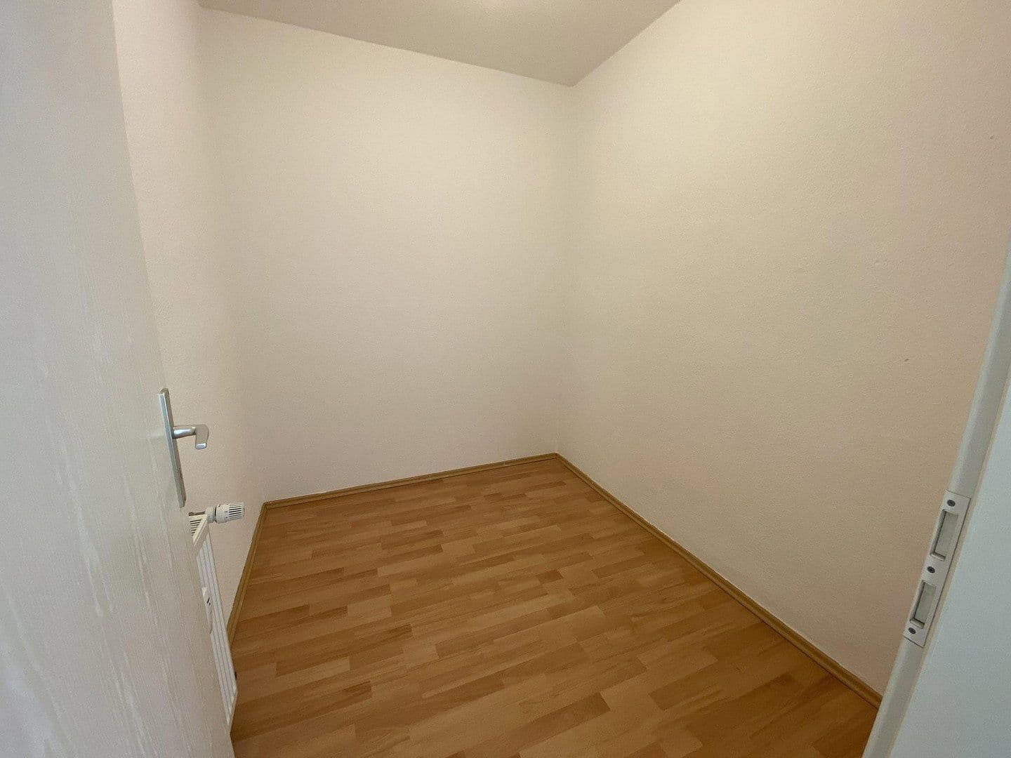 Pronájem bytu 2+kk 56 m², Lemsdorfer Weg 10, Magdeburg, Sasko-Anhaltsko Pronájem bytu 2+kk 56 m², Lemsdorfer Weg 10, Magdeburg, Sasko-Anhaltsko