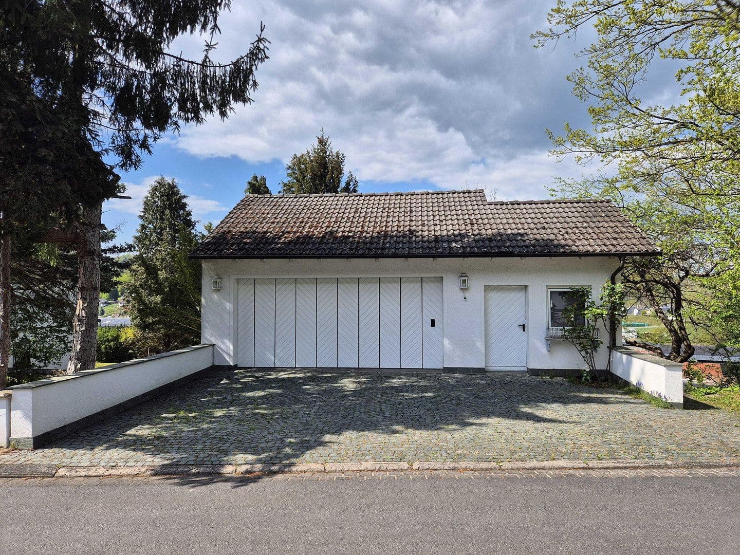 Prodej domu 240 m², pozemek 1.013 m², Großheubach, Bavorsko Prodej domu 240 m², pozemek 1.013 m², Großheubach, Bavorsko