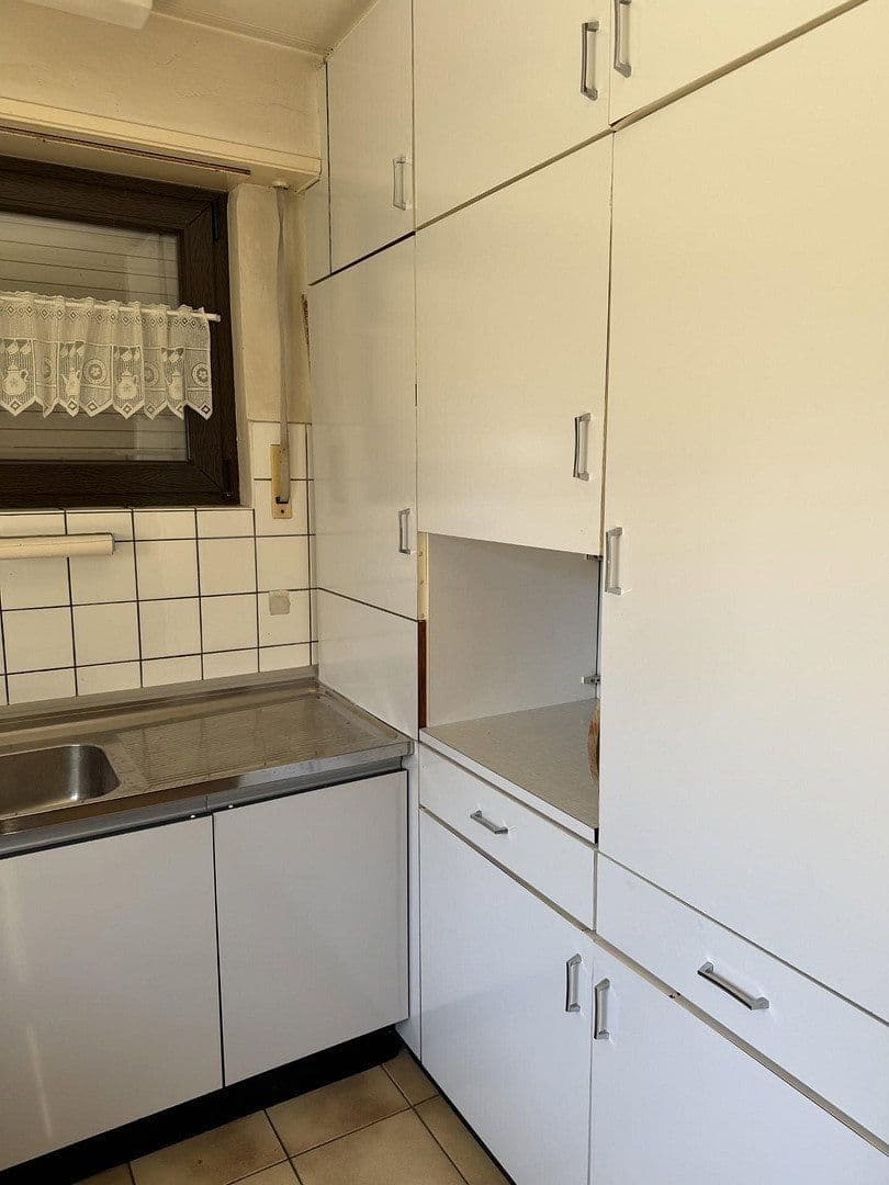 Prodej domu 218 m², pozemek 637 m², Pforzheim, Bádensko-Württembersko Prodej domu 218 m², pozemek 637 m², Pforzheim, Bádensko-Württembersko