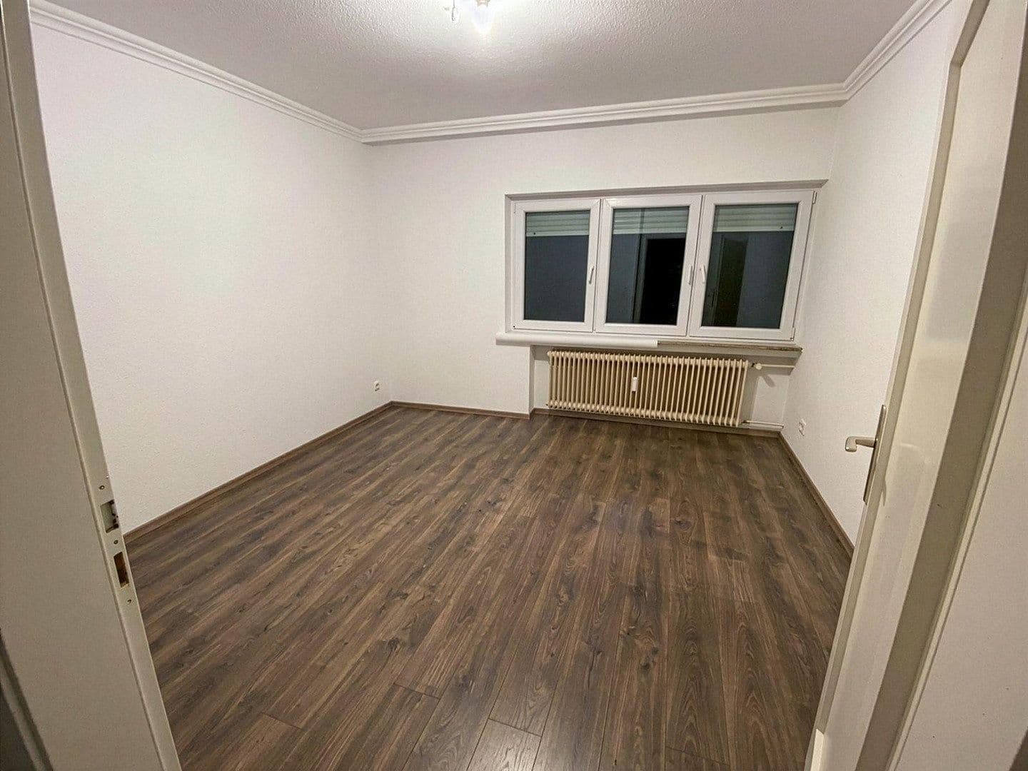 Pronájem bytu 4+1 100 m², Rennbaumstr. 114, Leverkusen, Severní Porýní-Vestfálsko Pronájem bytu 4+1 100 m², Rennbaumstr. 114, Leverkusen, Severní Porýní-Vestfálsko