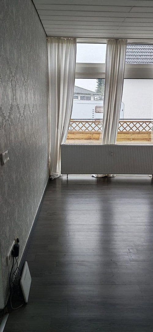 Pronájem bytu 2+1 58 m², Oberborsbacher Str. 19, Odenthal, Severní Porýní-Vestfálsko Pronájem bytu 2+1 58 m², Oberborsbacher Str. 19, Odenthal, Severní Porýní-Vestfálsko
