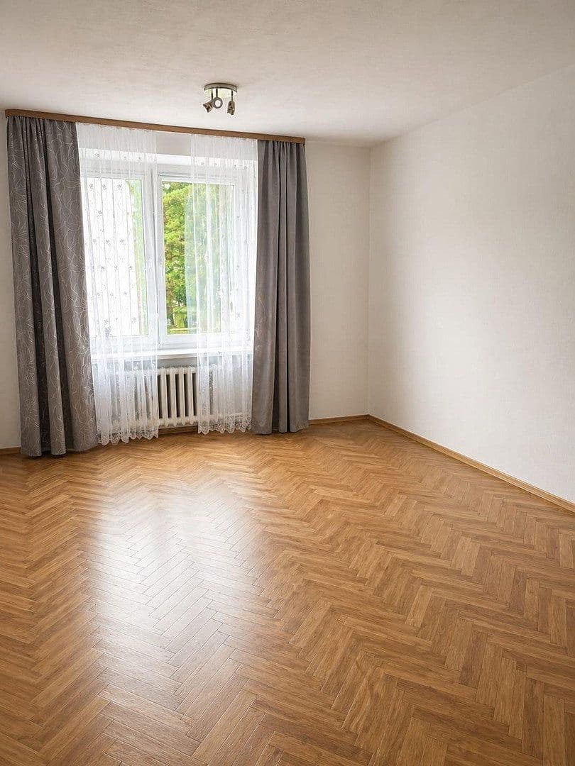 Pronájem bytu 4+1 93 m², Nassau, Porýní-Falc Pronájem bytu 4+1 93 m², Nassau, Porýní-Falc