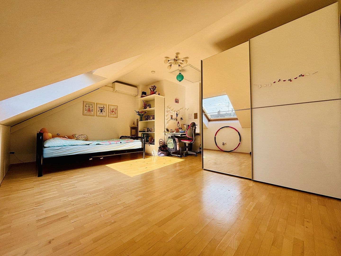 Prodej domu 120 m², pozemek 165 m², Grünberger Str., Nürnberg, Bavorsko Prodej domu 120 m², pozemek 165 m², Grünberger Str., Nürnberg, Bavorsko