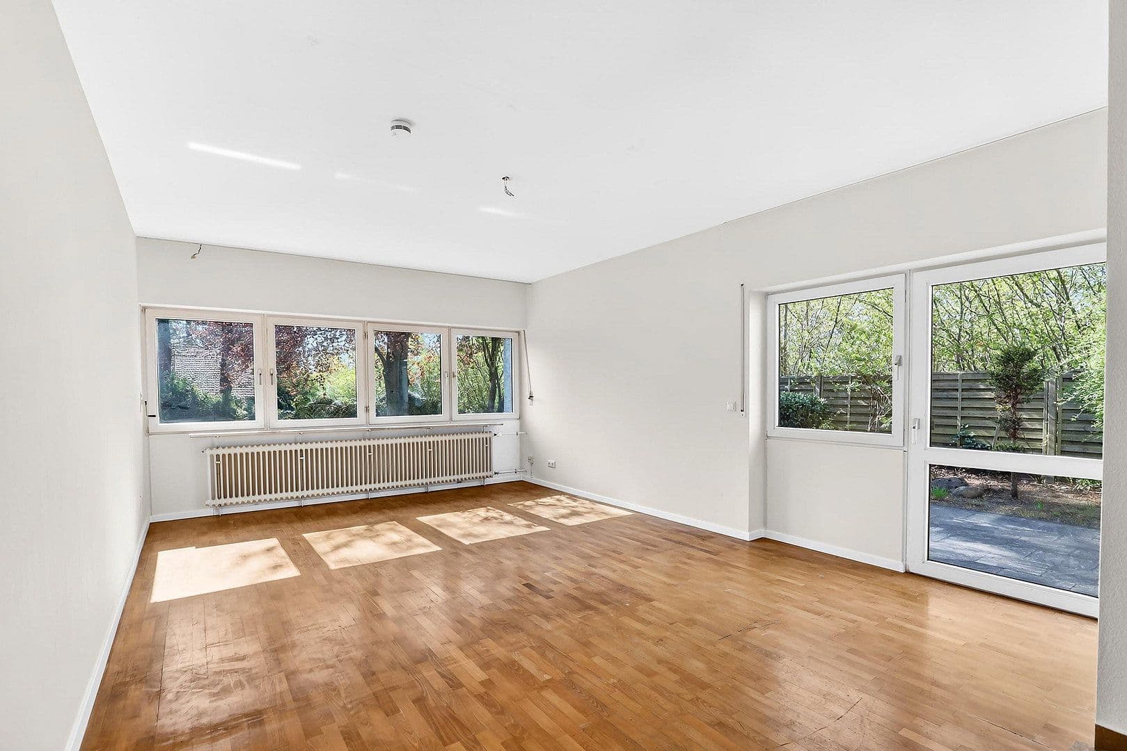 Prodej domu 128 m², pozemek 512 m², Maria-Eich-Str. 17a, Gräfelfing, Bavorsko Prodej domu 128 m², pozemek 512 m², Maria-Eich-Str. 17a, Gräfelfing, Bavorsko