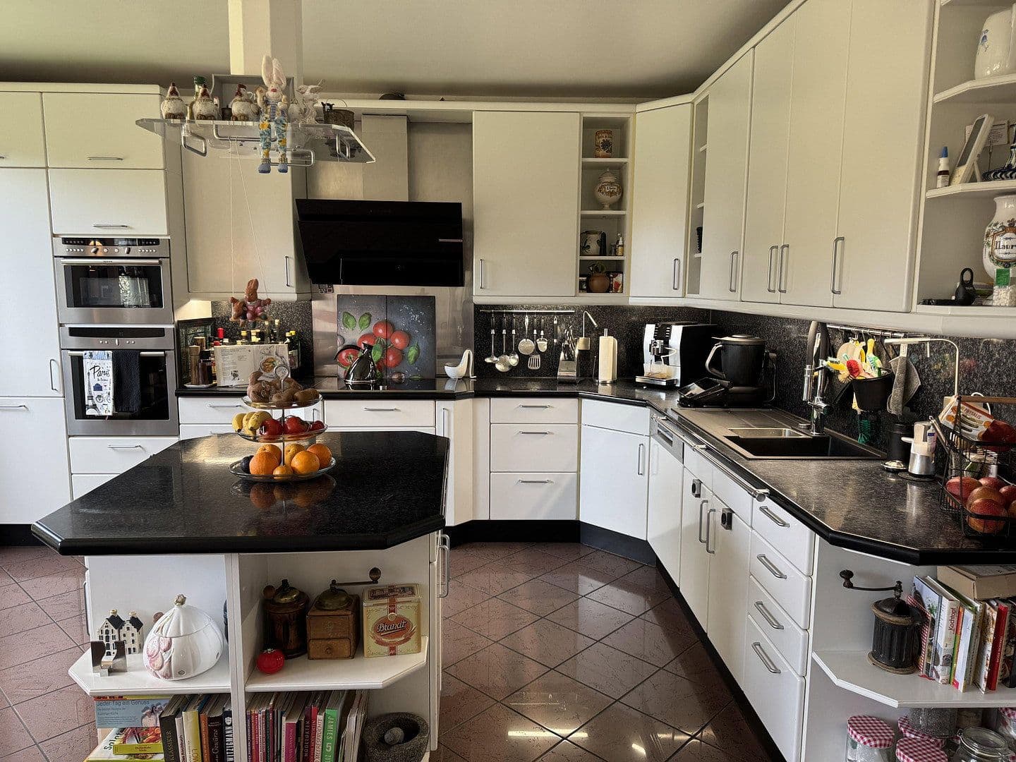 Prodej domu 226 m², pozemek 595 m², Langenhagen, Dolní Sasko Prodej domu 226 m², pozemek 595 m², Langenhagen, Dolní Sasko