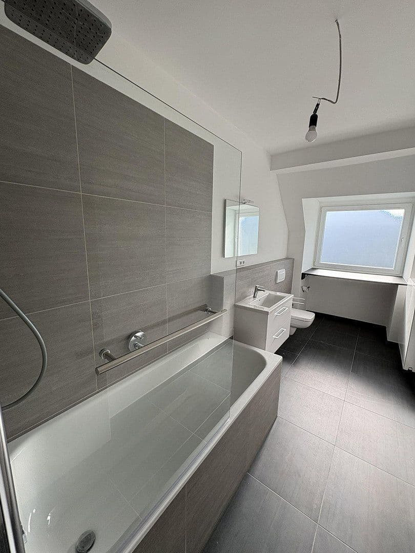Pronájem bytu 5+1 132 m², Luxemburger Str. 257, Köln, Severní Porýní-Vestfálsko Pronájem bytu 5+1 132 m², Luxemburger Str. 257, Köln, Severní Porýní-Vestfálsko
