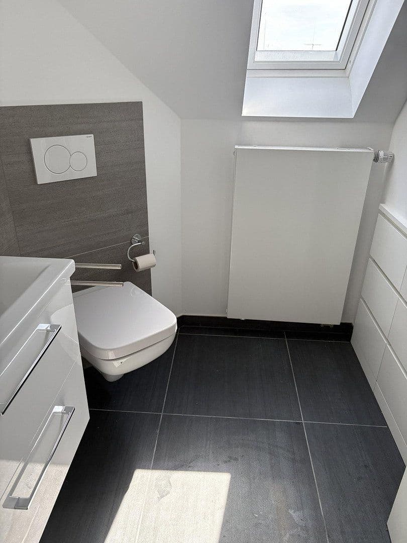 Pronájem bytu 5+1 132 m², Luxemburger Str. 257, Köln, Severní Porýní-Vestfálsko Pronájem bytu 5+1 132 m², Luxemburger Str. 257, Köln, Severní Porýní-Vestfálsko