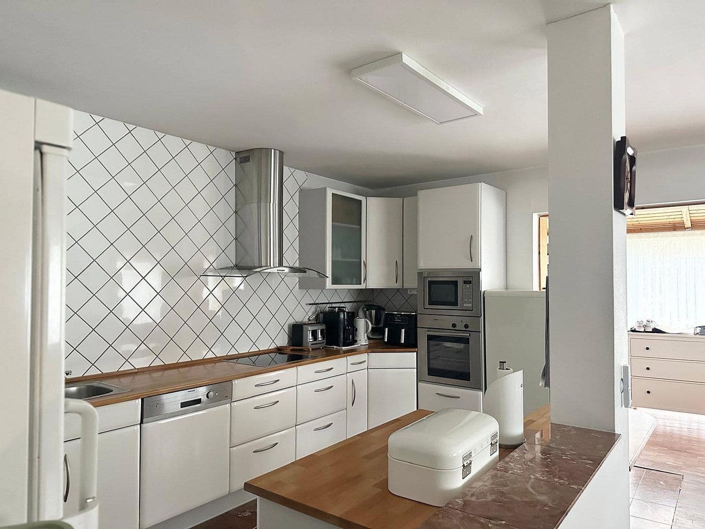 Prodej domu 232 m², pozemek 321 m², Bindweidring 1, Karben, Hessen Prodej domu 232 m², pozemek 321 m², Bindweidring 1, Karben, Hessen