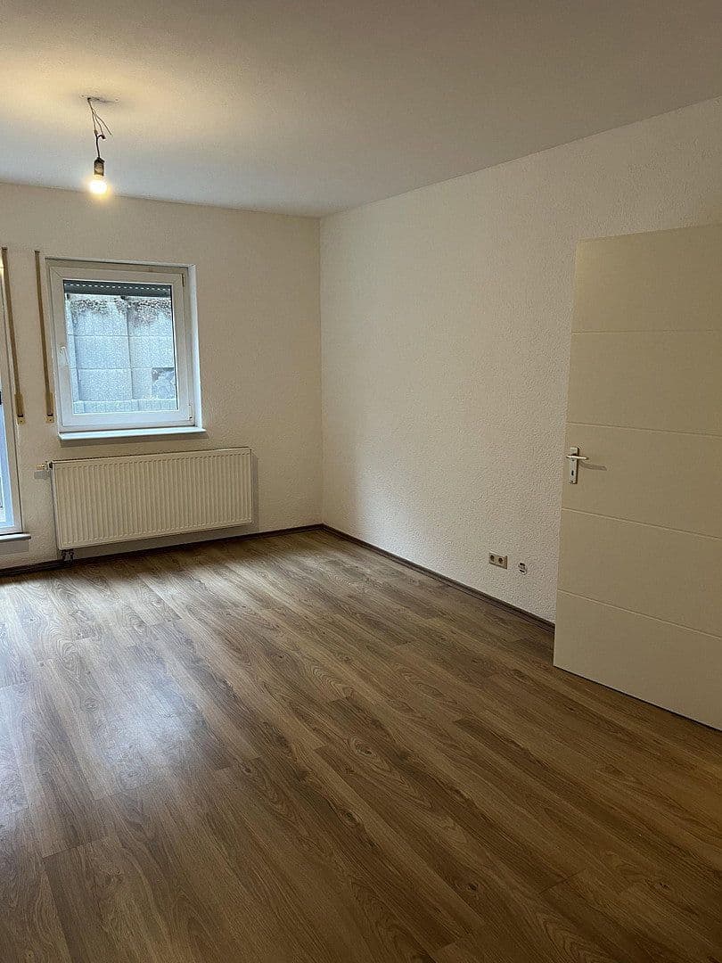 Prodej domu 232 m², pozemek 321 m², Bindweidring 1, Karben, Hessen Prodej domu 232 m², pozemek 321 m², Bindweidring 1, Karben, Hessen