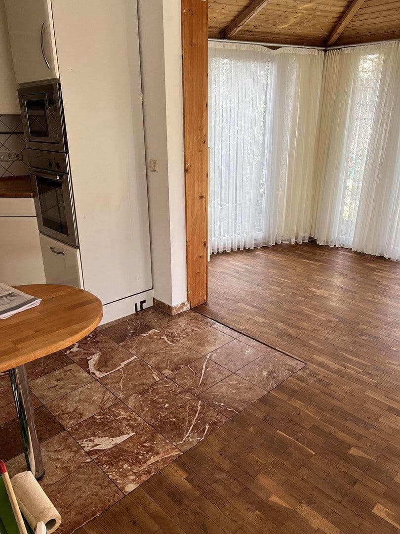 Prodej domu 232 m², pozemek 321 m², Bindweidring 1, Karben, Hessen Prodej domu 232 m², pozemek 321 m², Bindweidring 1, Karben, Hessen