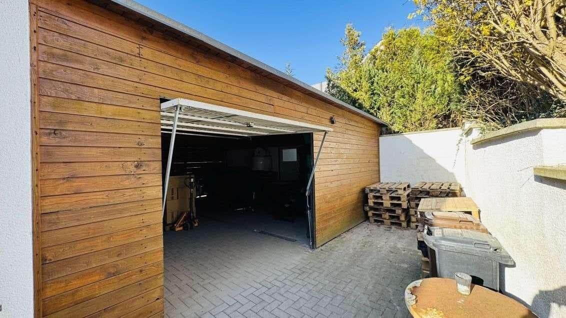 Prodej domu 175 m², pozemek 403 m², Bergen auf Rügen, Mecklenburg-Vorpommern Prodej domu 175 m², pozemek 403 m², Bergen auf Rügen, Mecklenburg-Vorpommern