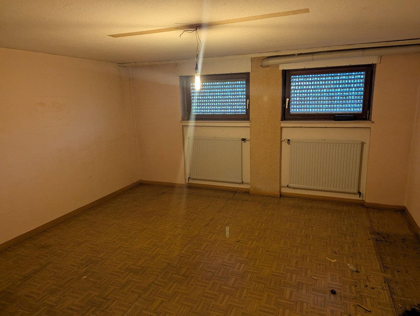 Prodej domu 195 m², pozemek 1.733 m², Heusweiler, Země Sársko Prodej domu 195 m², pozemek 1.733 m², Heusweiler, Země Sársko