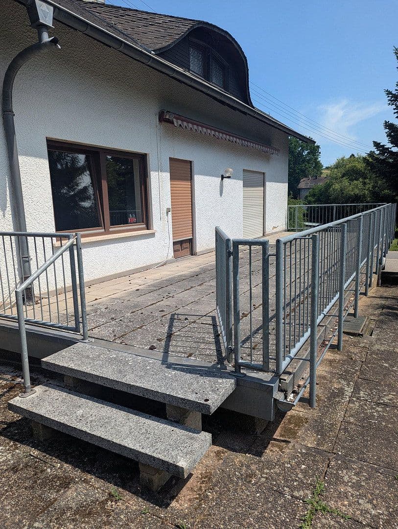 Prodej domu 195 m², pozemek 1.733 m², Heusweiler, Země Sársko Prodej domu 195 m², pozemek 1.733 m², Heusweiler, Země Sársko