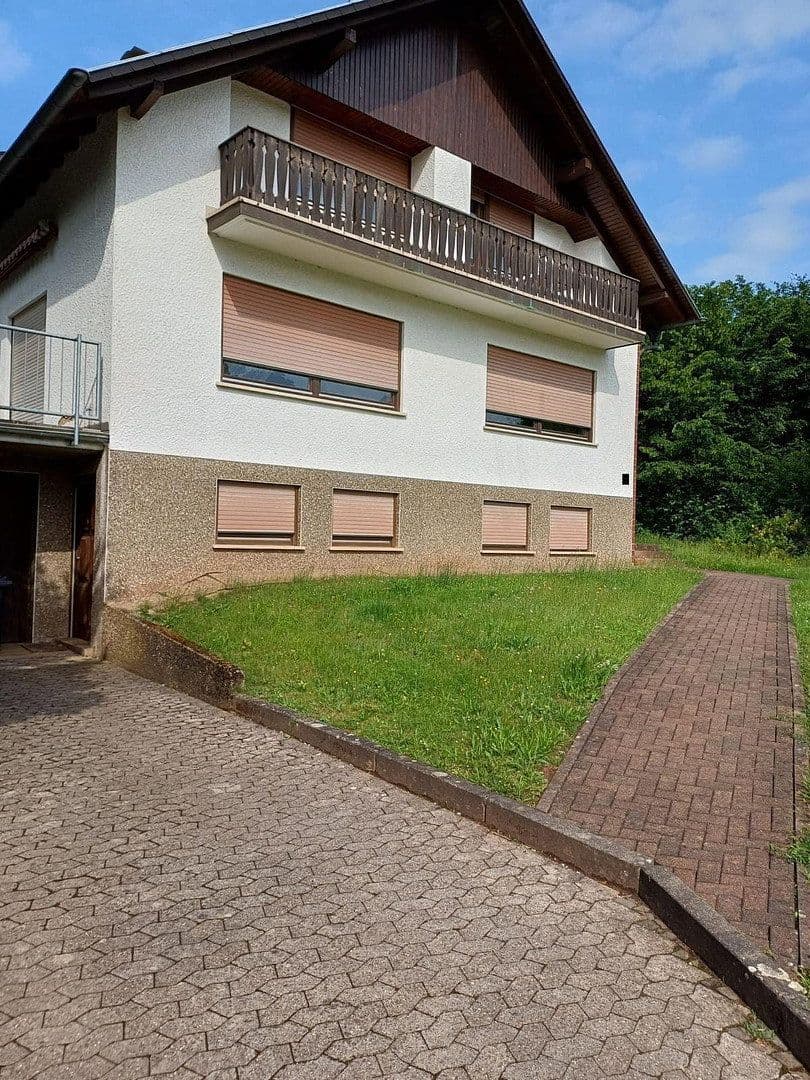 Prodej domu 195 m², pozemek 1.733 m², Heusweiler, Země Sársko Prodej domu 195 m², pozemek 1.733 m², Heusweiler, Země Sársko