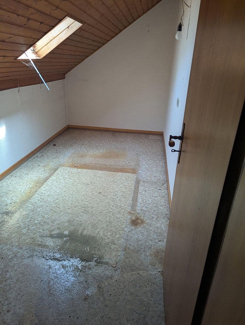 Prodej domu 195 m², pozemek 1.733 m², Heusweiler, Země Sársko Prodej domu 195 m², pozemek 1.733 m², Heusweiler, Země Sársko