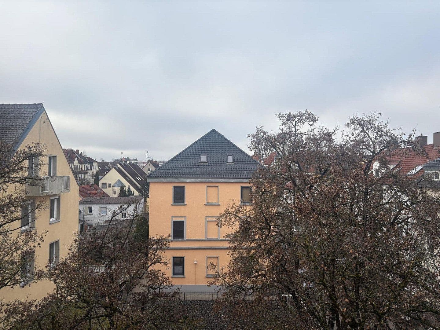 Pronájem bytu 1+1 43 m², Augsburg, Bavorsko Pronájem bytu 1+1 43 m², Augsburg, Bavorsko