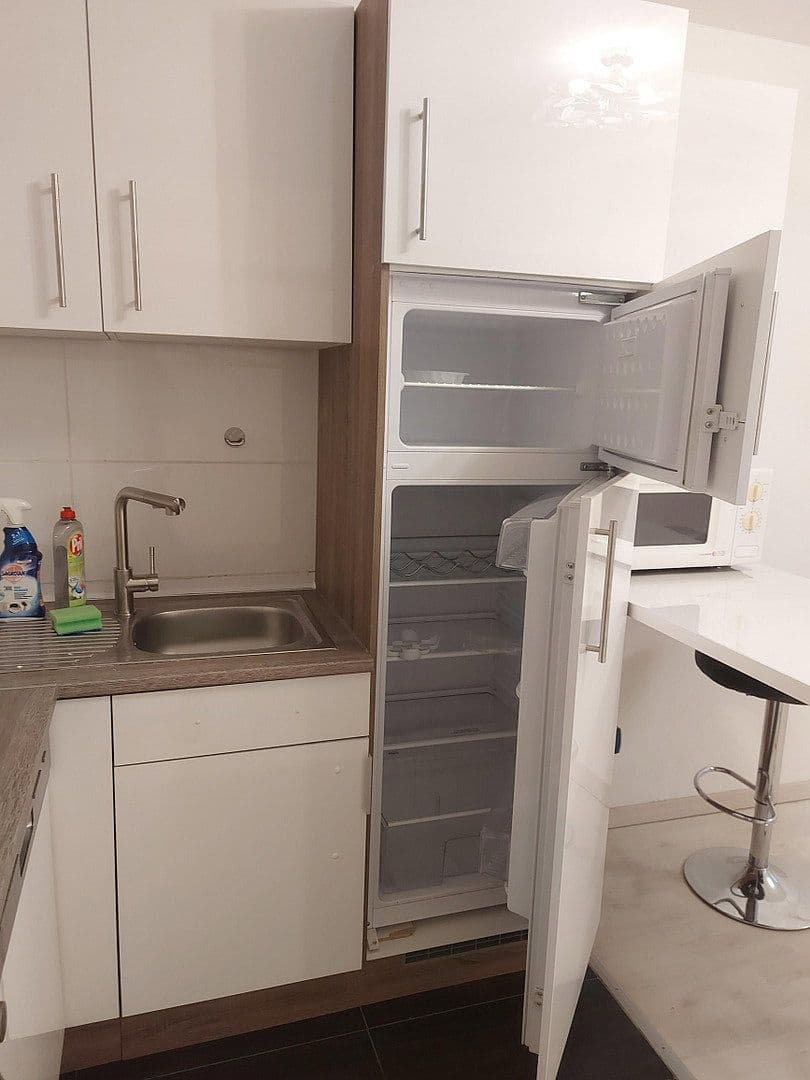 Pronájem bytu 2+1 50 m², Kelsterbach, Hessen Pronájem bytu 2+1 50 m², Kelsterbach, Hessen