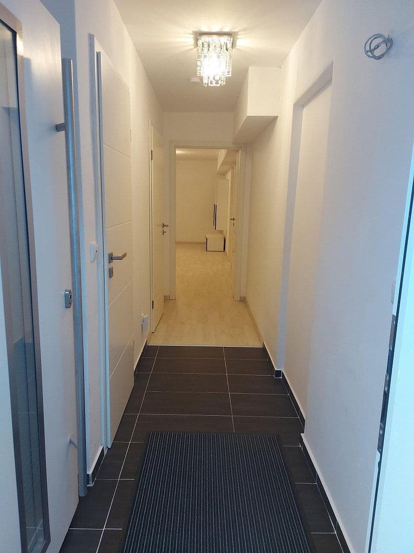 Pronájem bytu 2+1 50 m², Kelsterbach, Hessen Pronájem bytu 2+1 50 m², Kelsterbach, Hessen