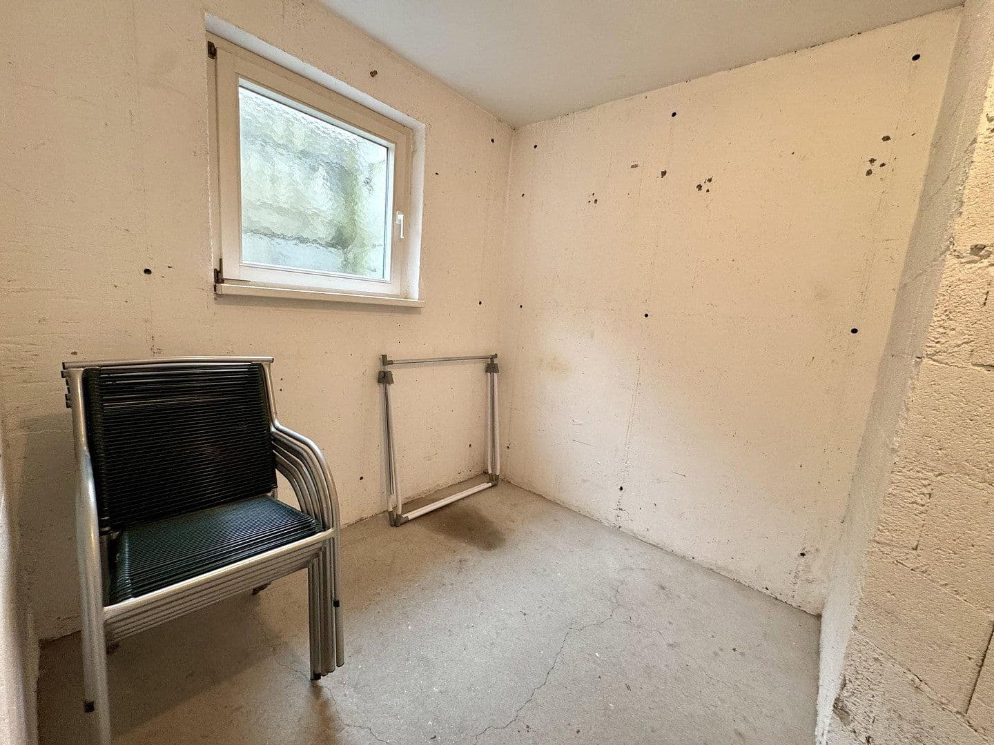 Pronájem bytu 1+1 40 m², Aidlingen, Bádensko-Württembersko Pronájem bytu 1+1 40 m², Aidlingen, Bádensko-Württembersko