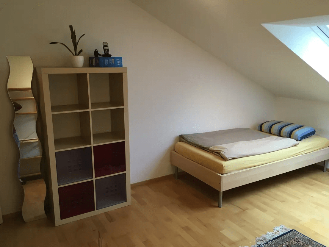 Pronájem bytu 3+1 48 m², Steckfeldstr. 3, Stuttgart, Bádensko-Württembersko Pronájem bytu 3+1 48 m², Steckfeldstr. 3, Stuttgart, Bádensko-Württembersko
