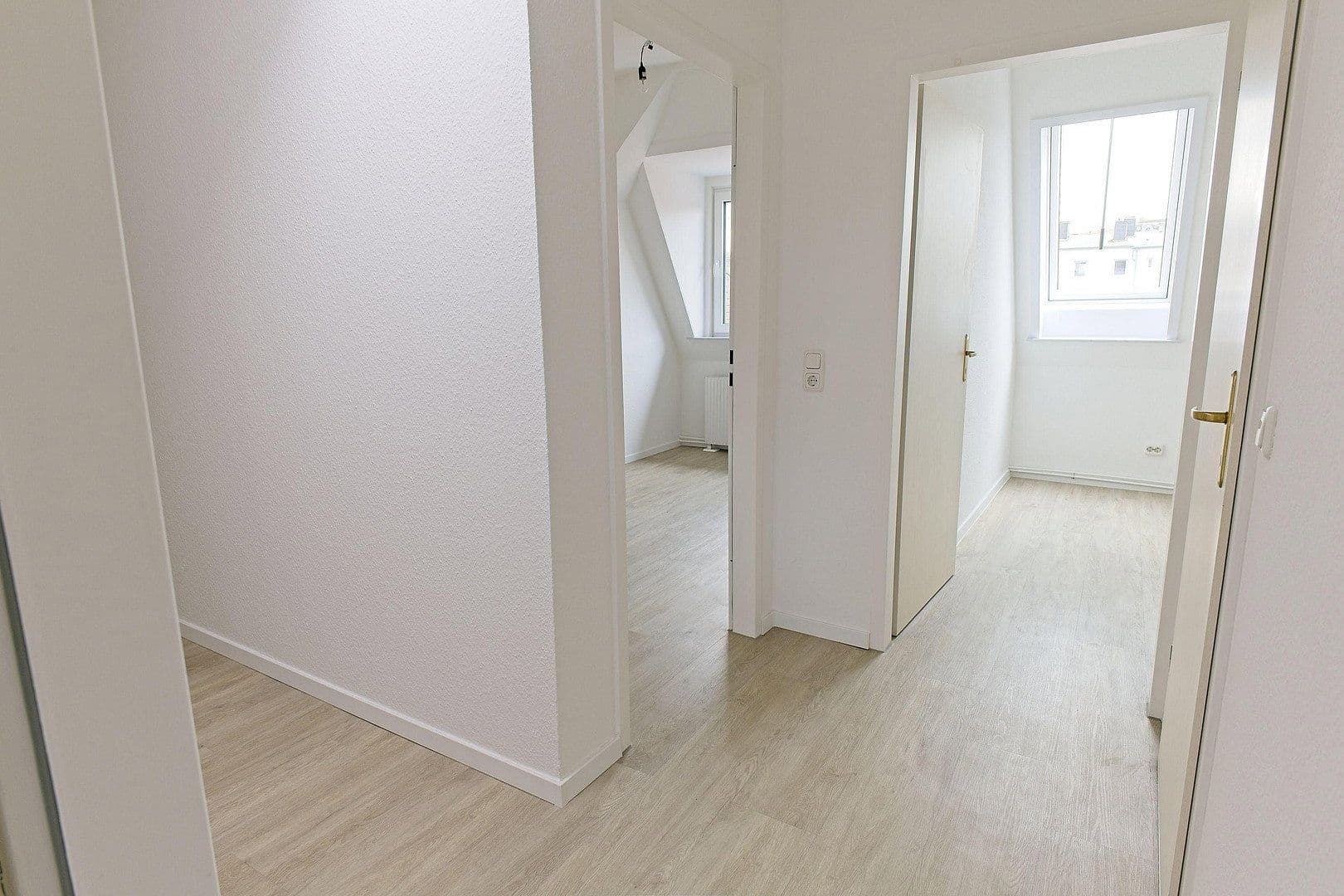 Pronájem bytu 3+1 70 m², Kiel, Šlesvicko-Holštýnsko Pronájem bytu 3+1 70 m², Kiel, Šlesvicko-Holštýnsko