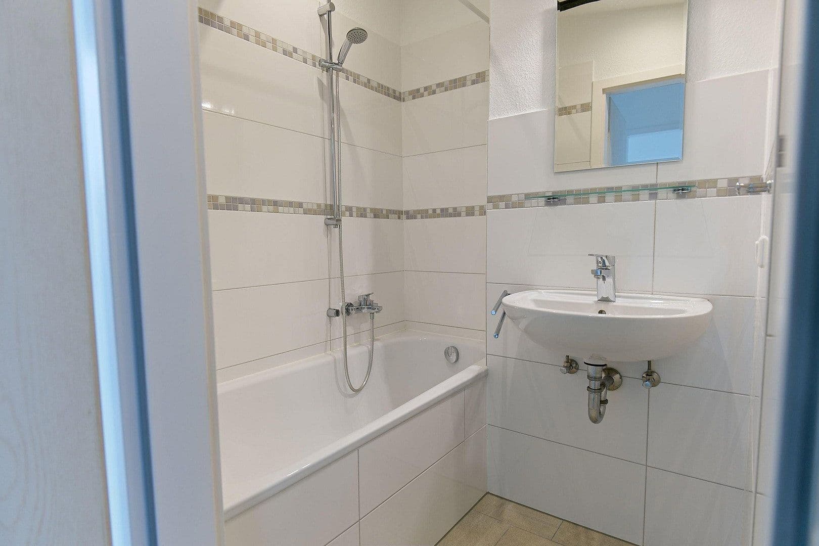 Pronájem bytu 3+1 70 m², Kiel, Šlesvicko-Holštýnsko Pronájem bytu 3+1 70 m², Kiel, Šlesvicko-Holštýnsko