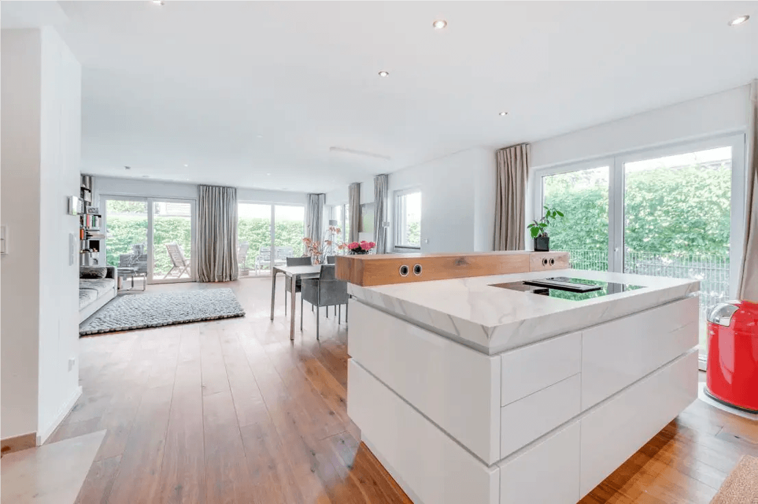 Prodej domu 161 m², pozemek 220 m², Gilching, Bavorsko Prodej domu 161 m², pozemek 220 m², Gilching, Bavorsko