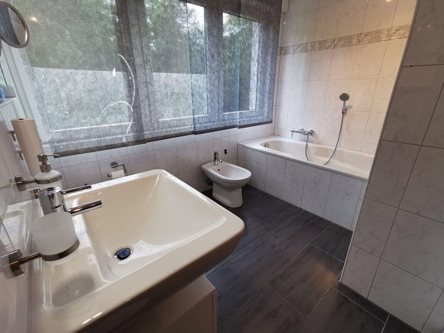 Pronájem bytu 3+1 106 m², Wiedenhof 1, Haan, Severní Porýní-Vestfálsko Pronájem bytu 3+1 106 m², Wiedenhof 1, Haan, Severní Porýní-Vestfálsko