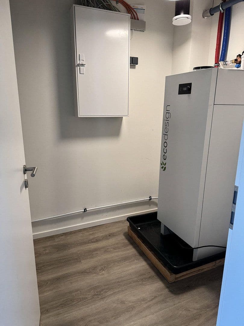 Pronájem bytu 2+1 90 m², Altonaer Straße 368, Halstenbek, Šlesvicko-Holštýnsko Pronájem bytu 2+1 90 m², Altonaer Straße 368, Halstenbek, Šlesvicko-Holštýnsko