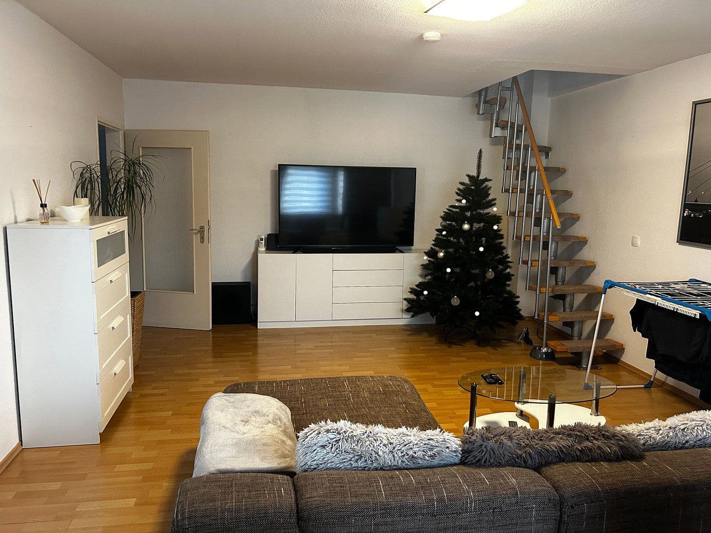 Pronájem bytu 3+1 87 m², Artilleriestraße 19, Köln, Severní Porýní-Vestfálsko Pronájem bytu 3+1 87 m², Artilleriestraße 19, Köln, Severní Porýní-Vestfálsko