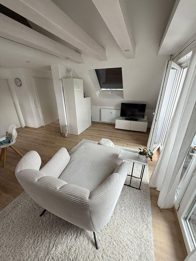 Pronájem bytu 2+1 47 m², Darmstadt-Eberstadt, Hessen Pronájem bytu 2+1 47 m², Darmstadt-Eberstadt, Hessen