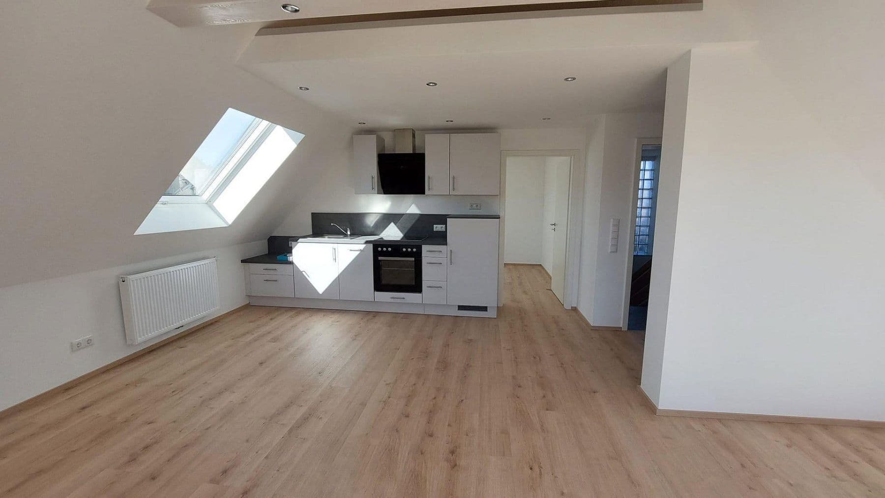 Pronájem bytu 2+1 47 m², Darmstadt-Eberstadt, Hessen Pronájem bytu 2+1 47 m², Darmstadt-Eberstadt, Hessen