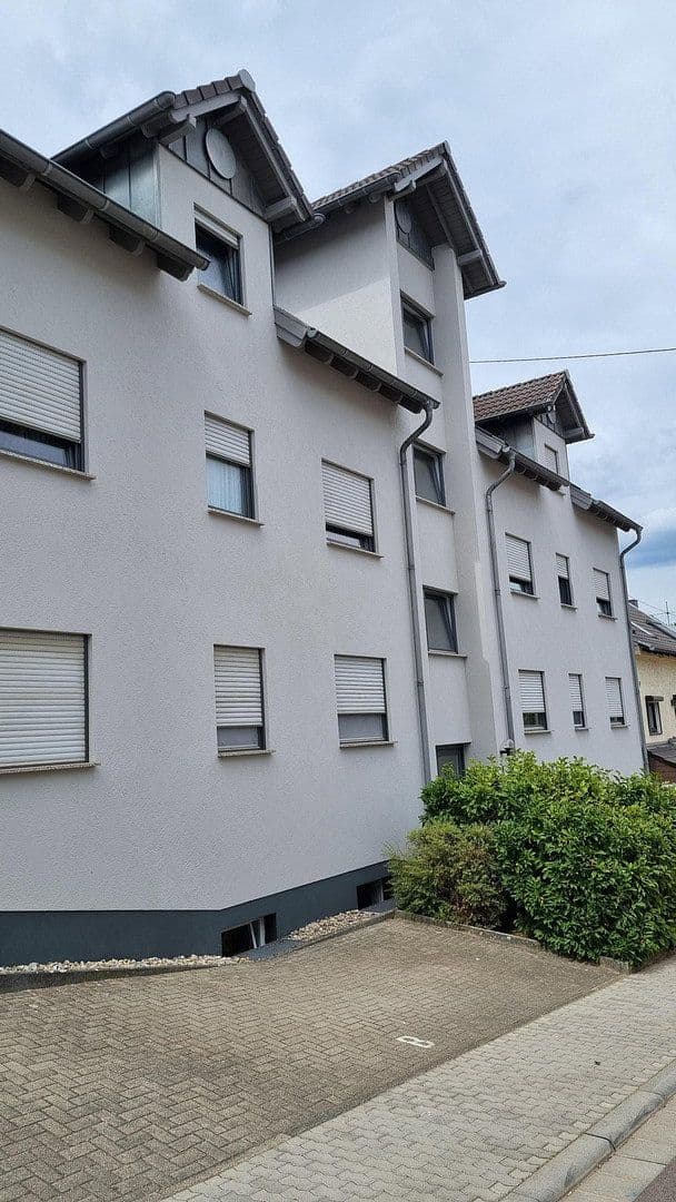 Prodej bytu 3+1 85 m², Steinbergstrasse 8, Wadgassen, Země Sársko Prodej bytu 3+1 85 m², Steinbergstrasse 8, Wadgassen, Země Sársko
