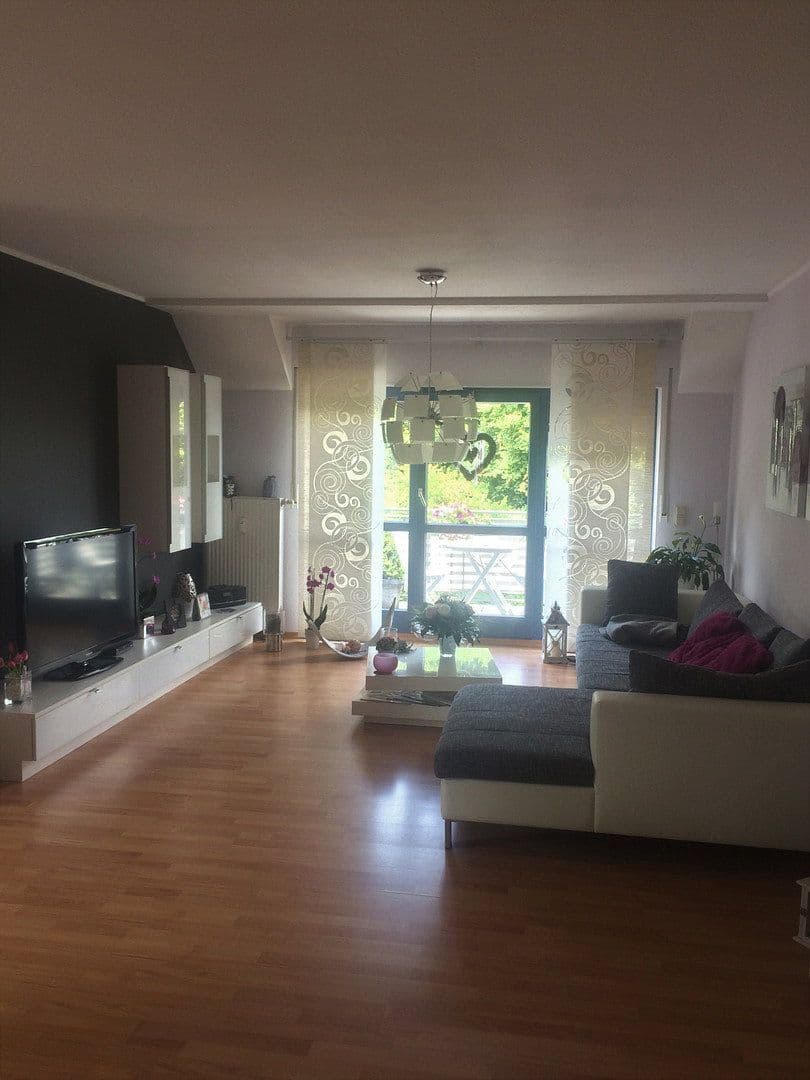 Prodej bytu 3+1 85 m², Steinbergstrasse 8, Wadgassen, Země Sársko Prodej bytu 3+1 85 m², Steinbergstrasse 8, Wadgassen, Země Sársko