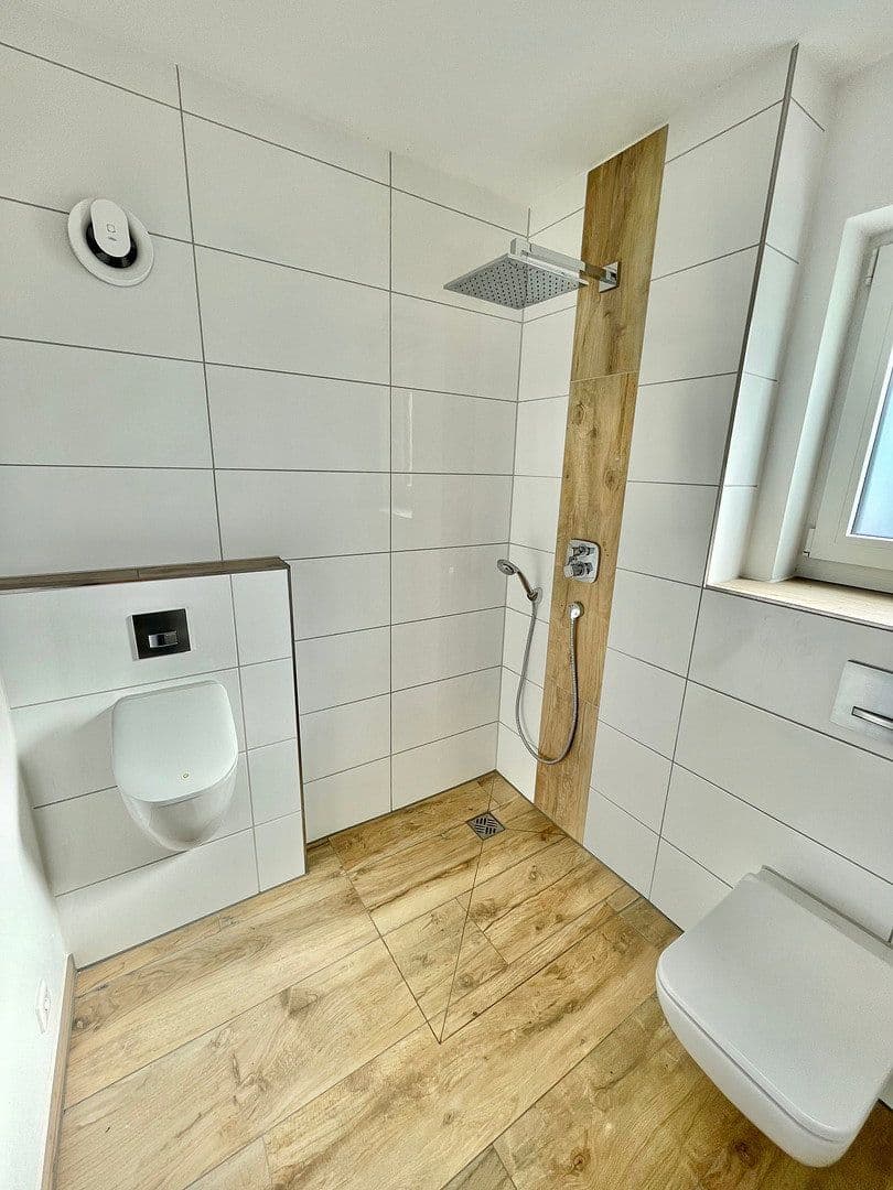 Prodej domu 142 m², pozemek 420 m², Am Brauhaus, Neustadt an der Aisch, Bavorsko Prodej domu 142 m², pozemek 420 m², Am Brauhaus, Neustadt an der Aisch, Bavorsko
