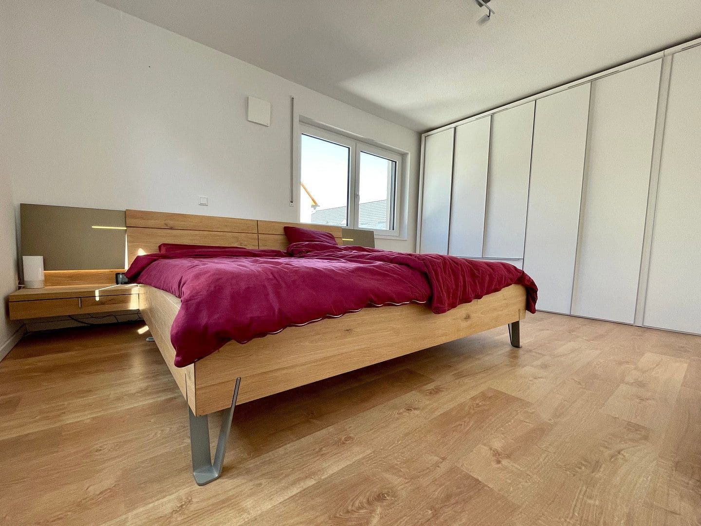 Prodej domu 142 m², pozemek 420 m², Am Brauhaus, Neustadt an der Aisch, Bavorsko Prodej domu 142 m², pozemek 420 m², Am Brauhaus, Neustadt an der Aisch, Bavorsko