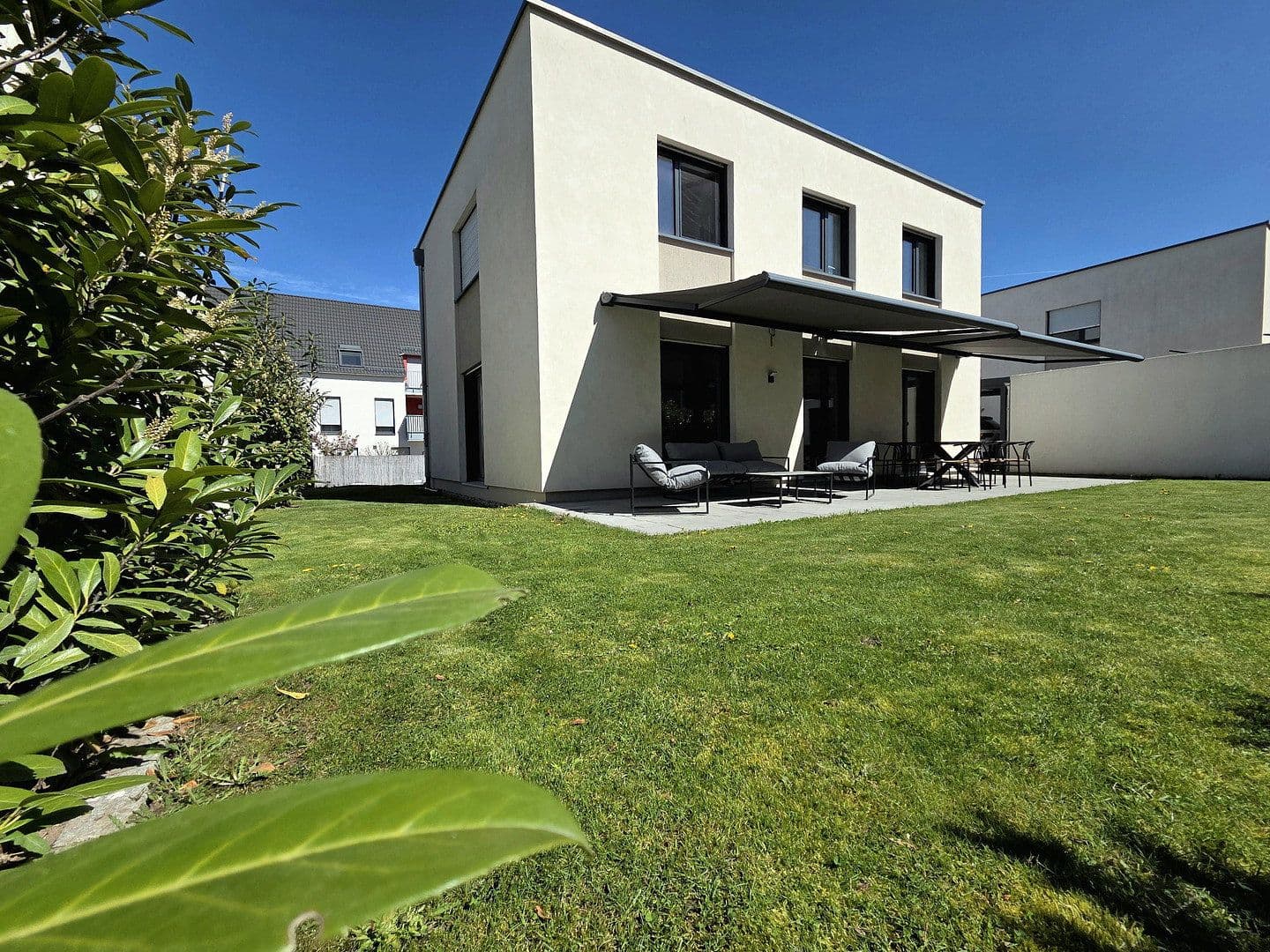 Prodej domu 142 m², pozemek 420 m², Am Brauhaus, Neustadt an der Aisch, Bavorsko Prodej domu 142 m², pozemek 420 m², Am Brauhaus, Neustadt an der Aisch, Bavorsko